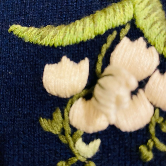 Doen Heirloom Cardigan, Medium, VGUC - Picture 8 of 10